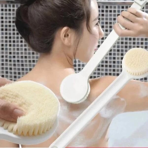 photo of an exfoliating brush